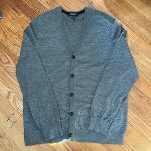 Men’s gray cardigan
